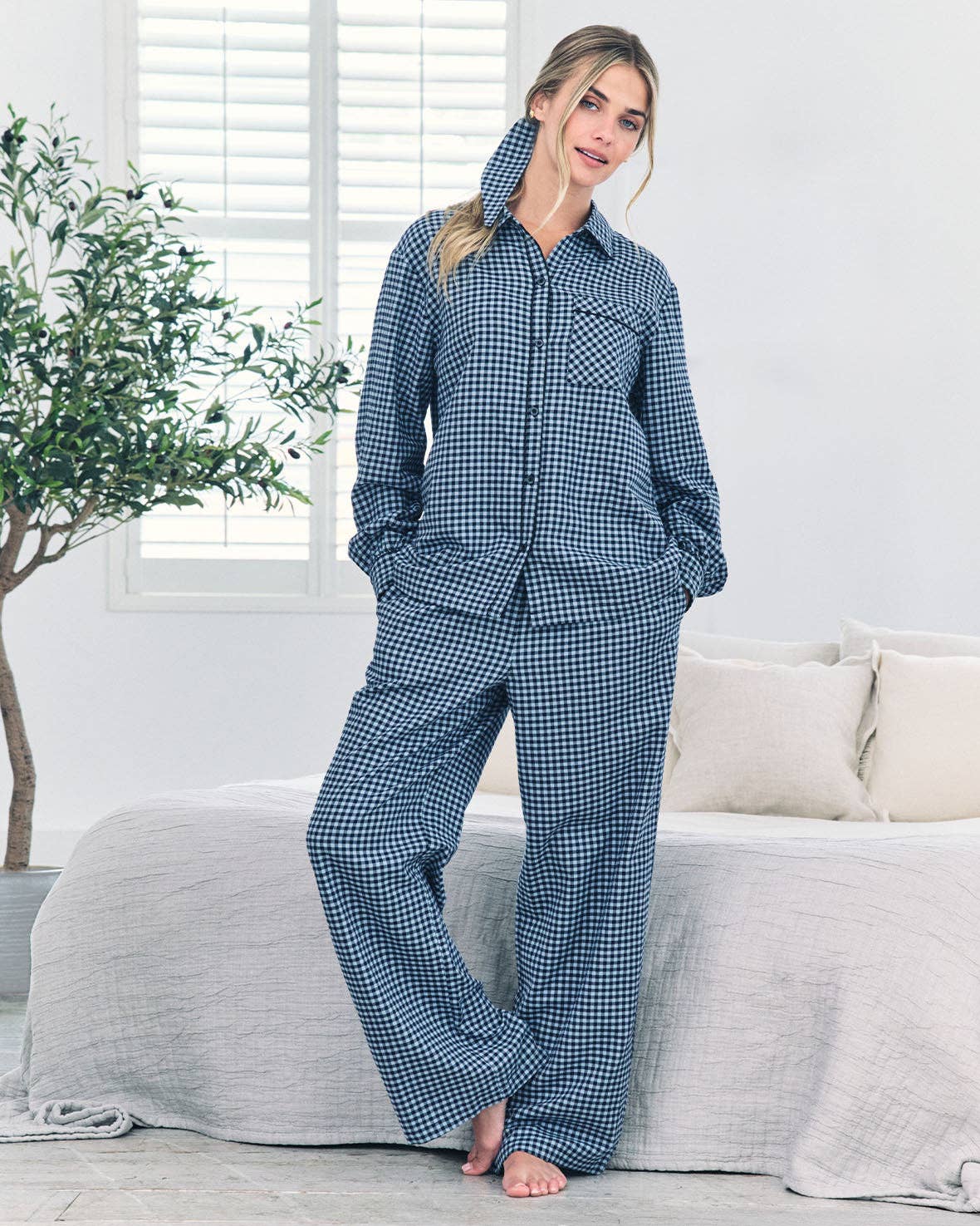 Chelsea Peers – wholesale Sleepwear set – Women's – Organic Cotton Gingham Check Long Pyjama Set - Blue1