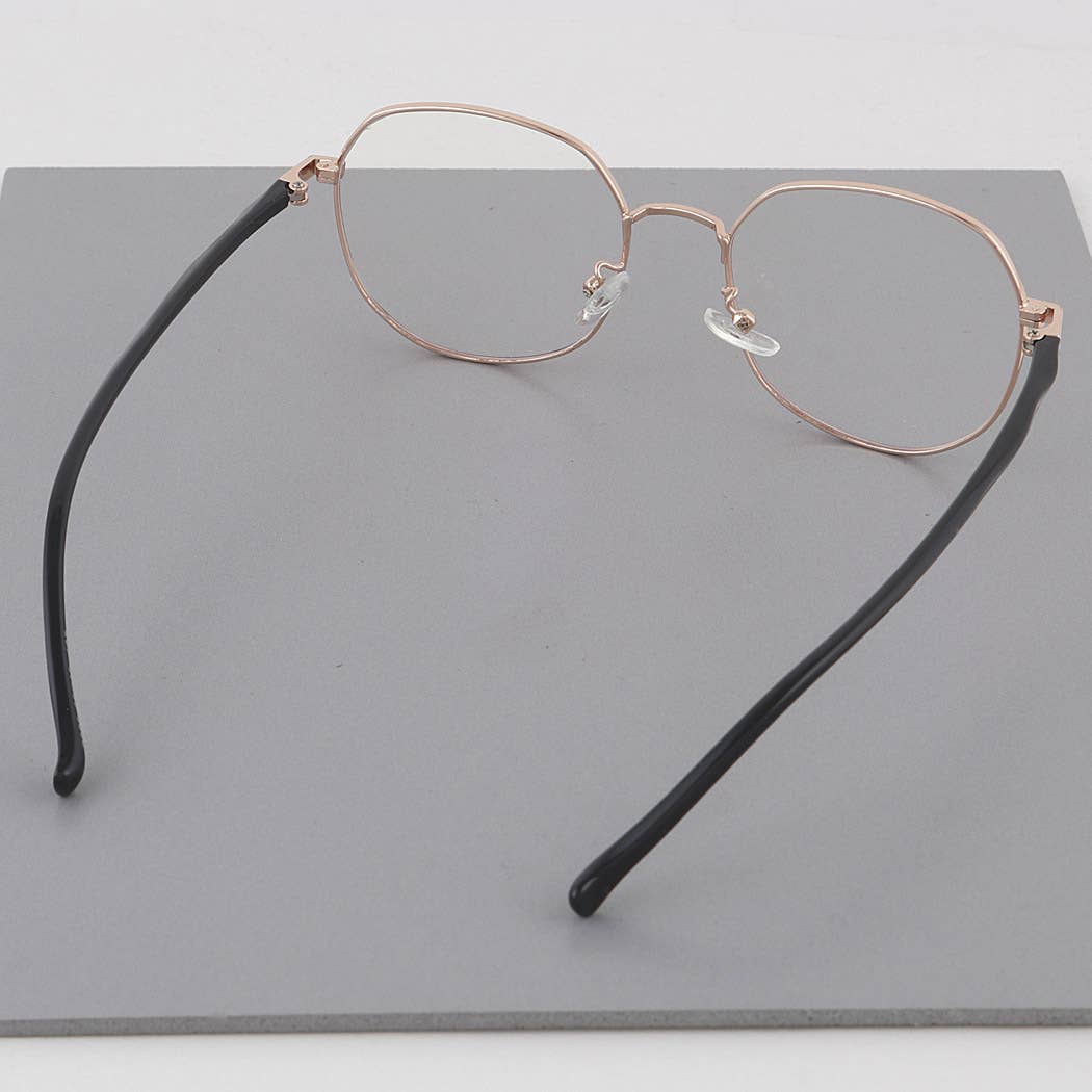 Clear Classic Round Bluelight Glasses for wholesale on Faire2