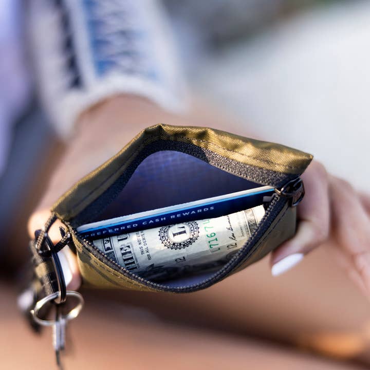 Flowfold – wholesale Pouch – Unisex – Essentialist - Mini Pouch, AirPods Case & ID Case Wallet