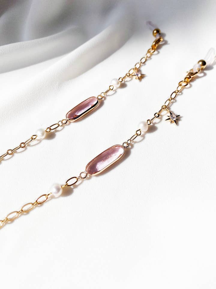 Crystal Glasses Chain with Pearls, Gems & Gold Star Charms for wholesale by Zebber Handmade