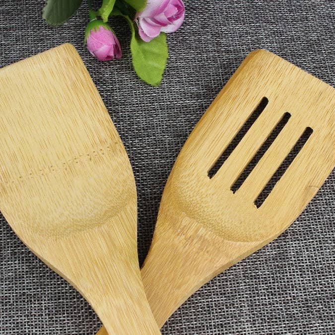 everythingbamboo – Großhandel Küchenutensilien-Set – Set mit 4 Kochschabern aus natürlichem Bambus, Spatel, Küchenhelfer, gesund und praktisch