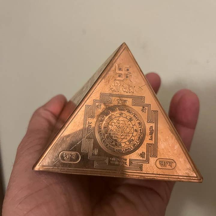 jiomind – Großhandel Spiritueller Stein/Kristall – Kupferpyramide Yantra