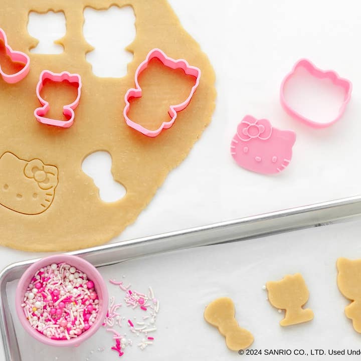 Handstand Kitchen - Wholesale Cupcake/Muffin Pan - Hello Kitty® Ultimate Baking Party – Cupcake, Cookie & Tools3