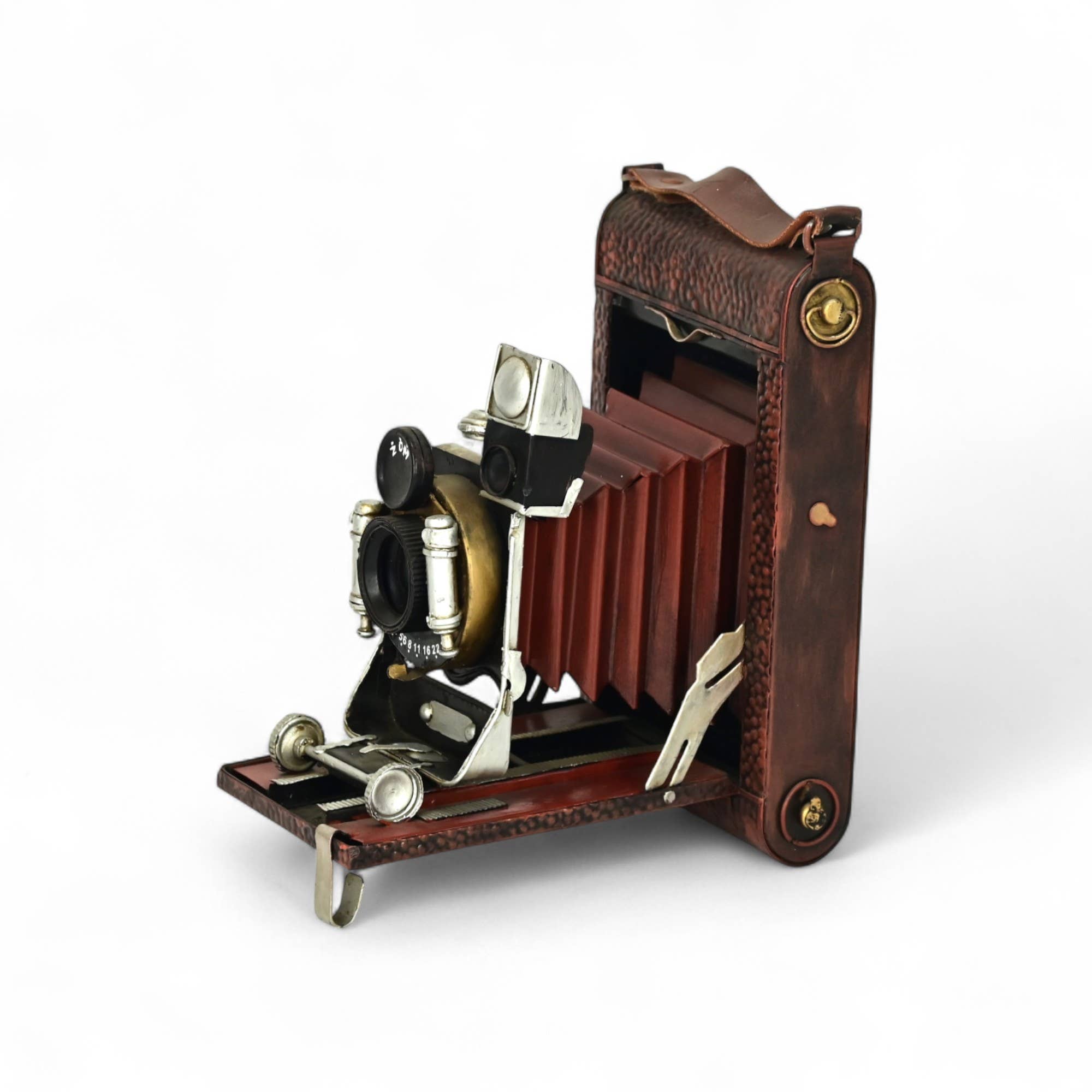 Cheungs Home Decor - Wholesale Decorative Figurine - 9" Model Vintage Camera - Brown2