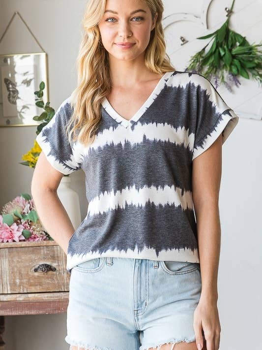 TOP À MANCHES COURTES DOLMAN À IMPRIMÉ TIE DYE GRANDE TAILLE T1573HE14PL pour la vente par Sunday Morning