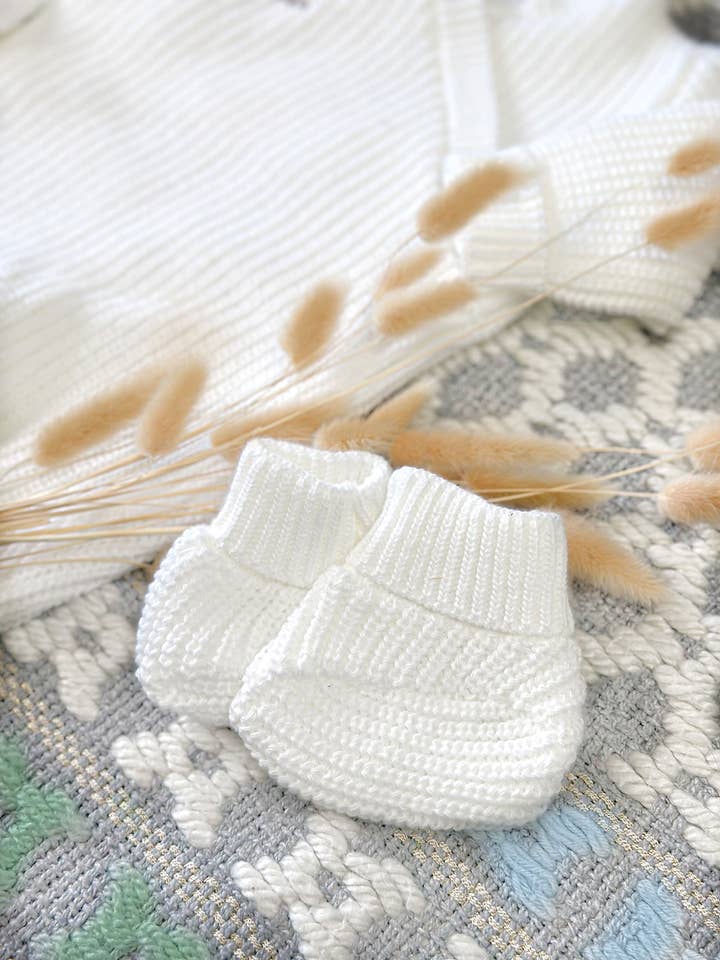 Maison Pioline - Wholesale Clothing Set - Baby - white newborn layette set 3pcs2