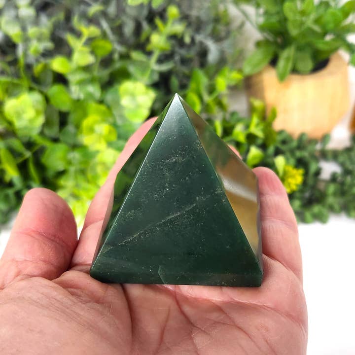 Meraki Gemstones - Wholesale Spiritual Stone/Crystal - Jade Green Polished Semi-Precious Gemstone Pyramid -5cm5