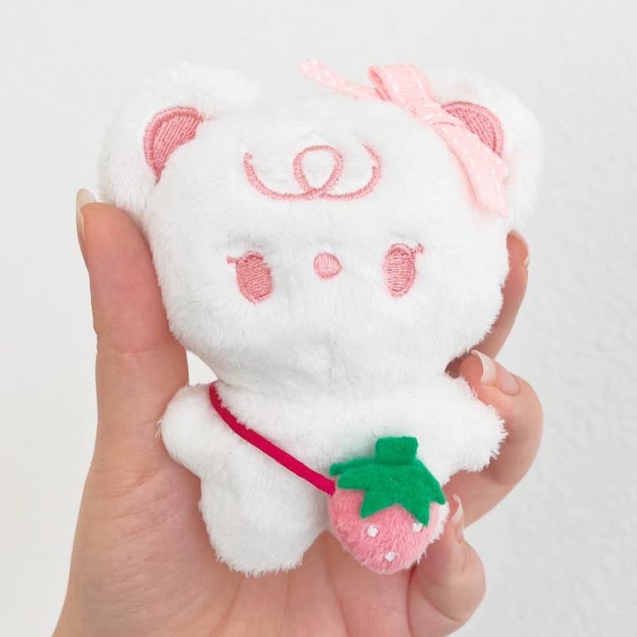 Honey Plüschtier- und Erdbeertaschen-Set, 10 cm für den Großhandel von Borah Studio