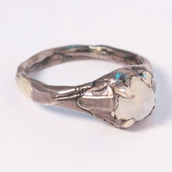 Mini chevalier maansteen ring voor wholesale door Arlo Haisek