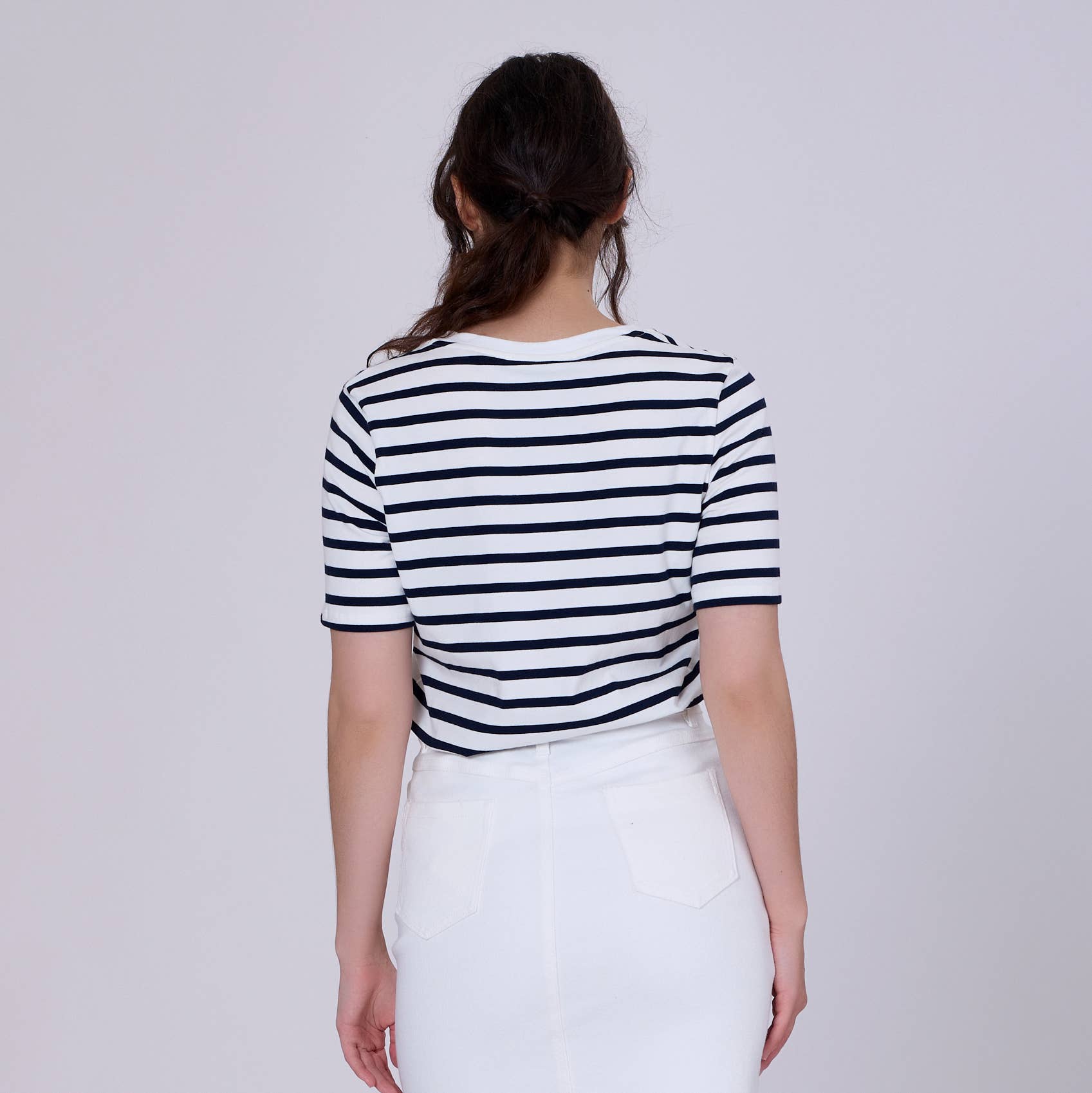 Smart and Joy – wholesale T-shirt – women's – V-neck cotton sailor t-shirt14