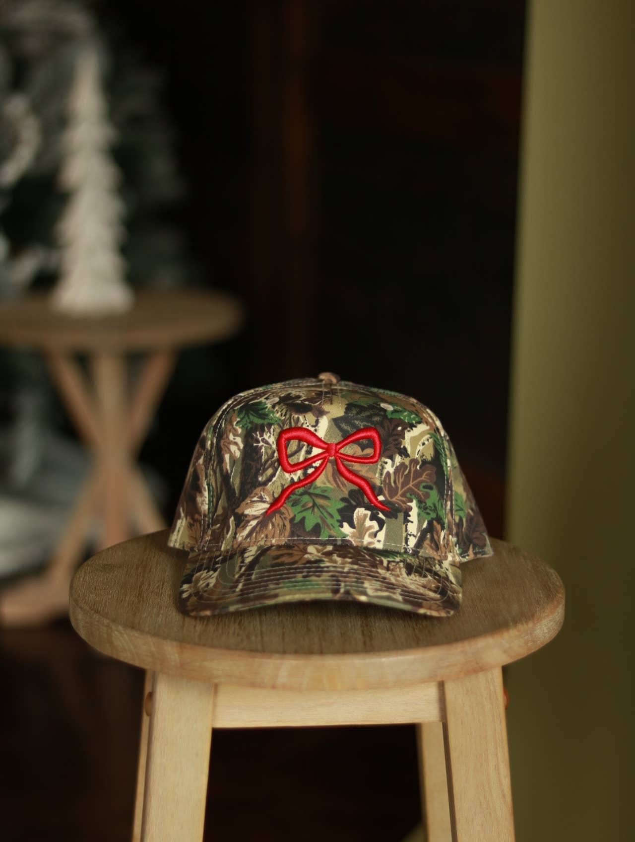 Electric label - Wholesale Trucker Hat - Women's - Camo Red bow hat - valentine’s collection1