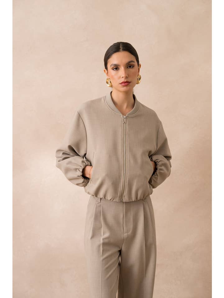 Attentif Paris - Vendita all'ingrosso Bomber - Donna - Bomber corto Aura con collo classico2