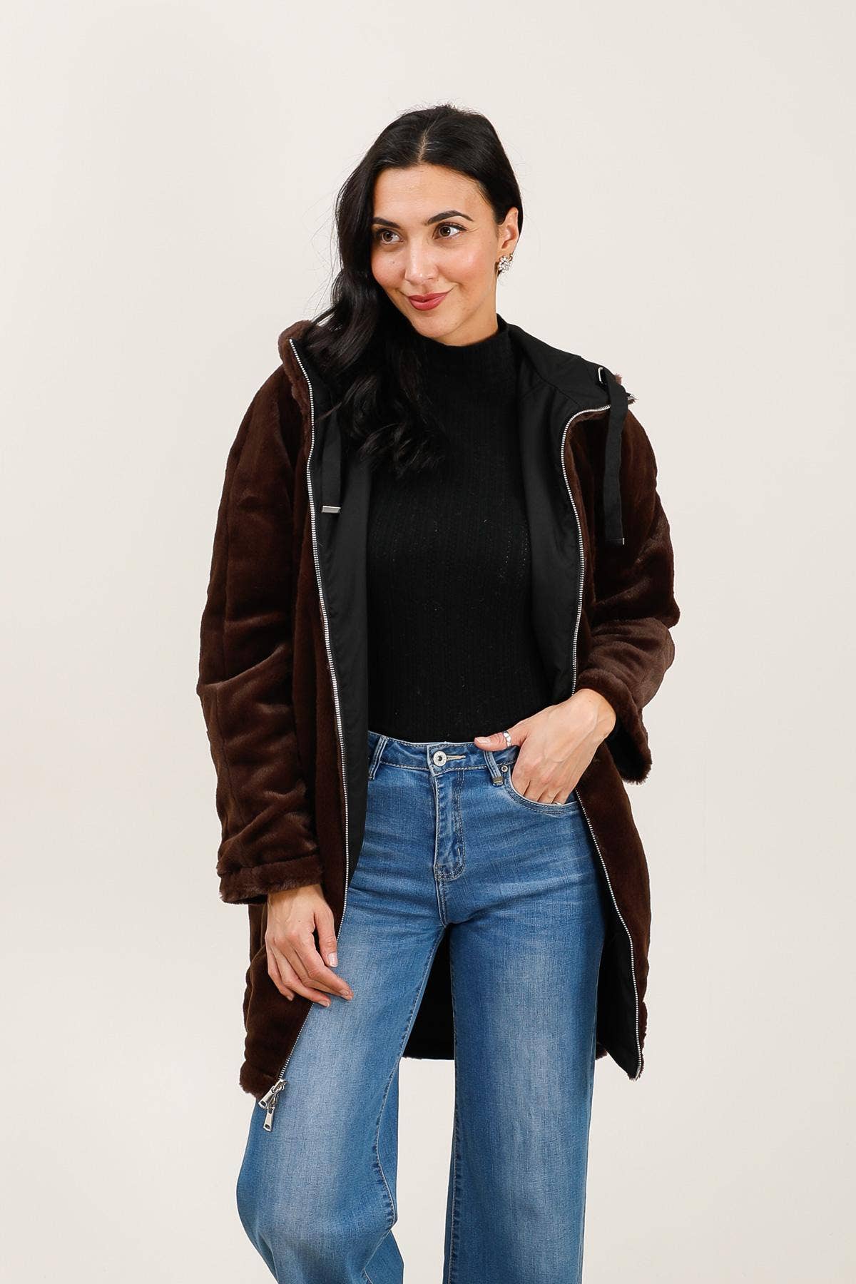 Attrait Paris - Wholesale Parka - Women's - Long hooded parka, reversible fur (Copy)7