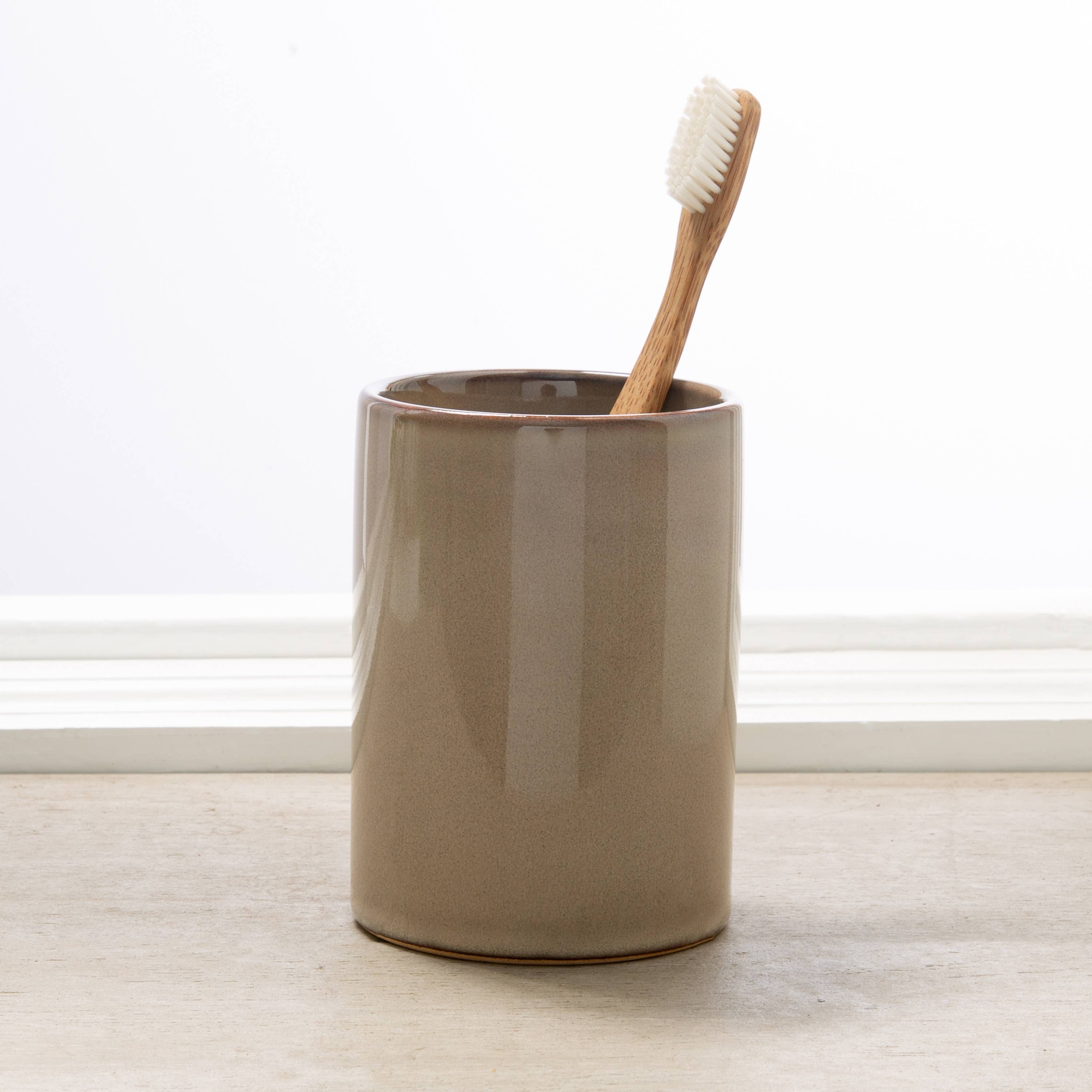 Moda at Home Enterprises, Ltd - Wholesale Toothbrush Holder - Aaron Ceramic Tumbler