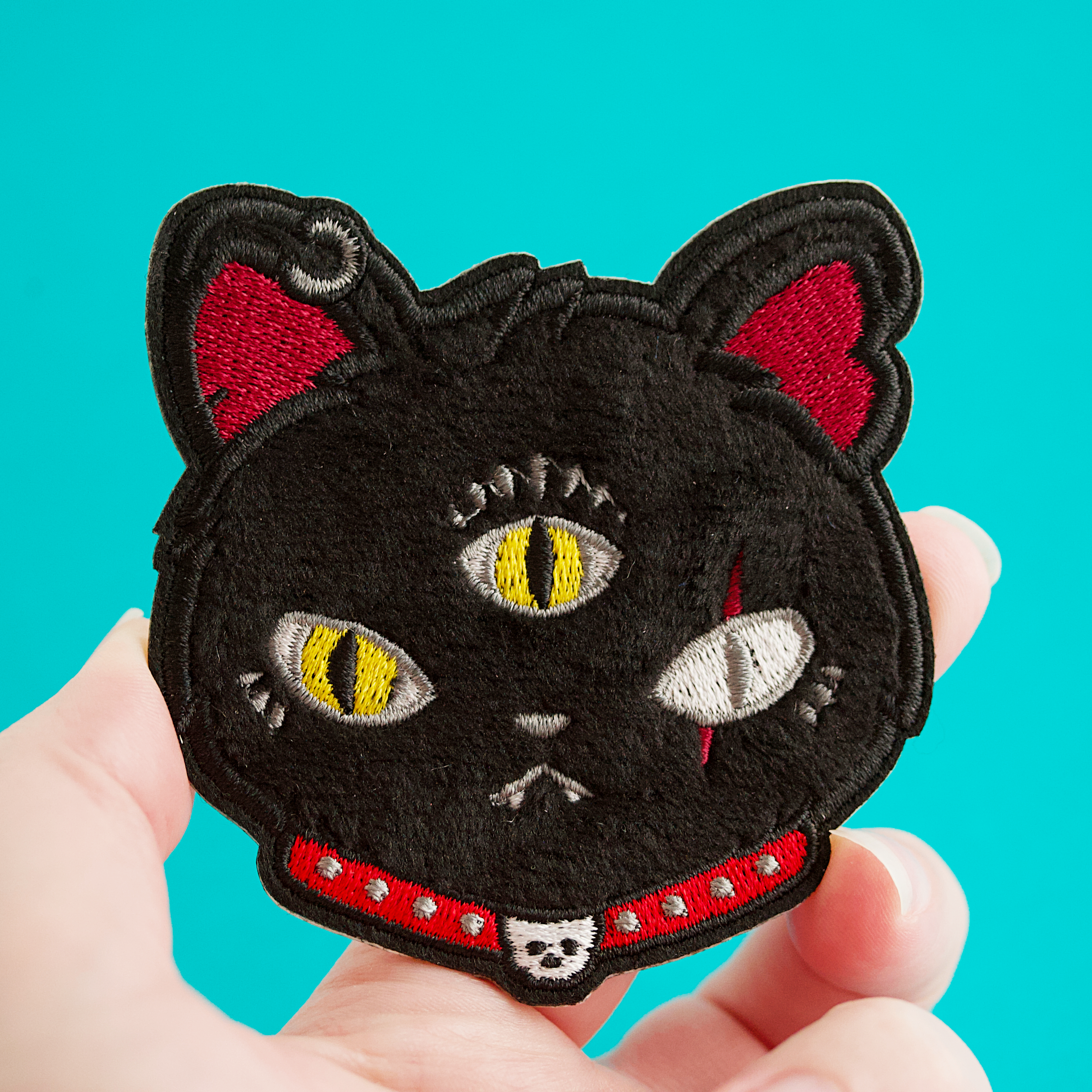 LuxCups Creative - Vendita all'ingrosso Toppe - Gritty Kitty Fuzzy Patch2