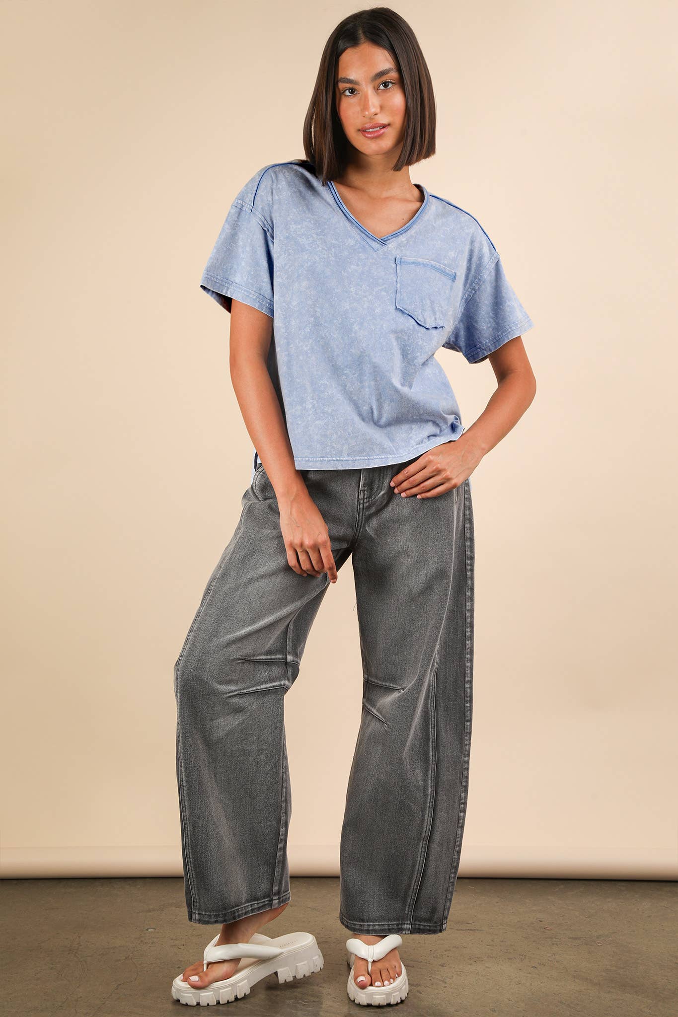 VERY J – Top de malha - Mulher por atacado – NT11966-Top de Malha com Decote em V Lavado a Mineral20