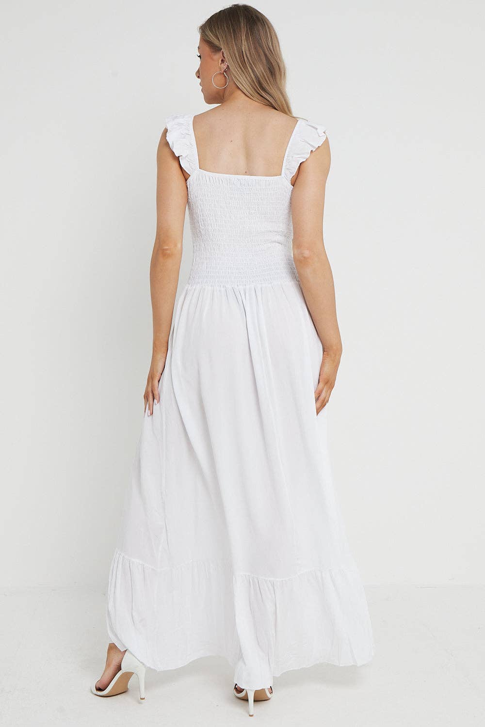 Aftershock London – wholesale Dress – Women's – White Shirred Maxi Dress With Frill3