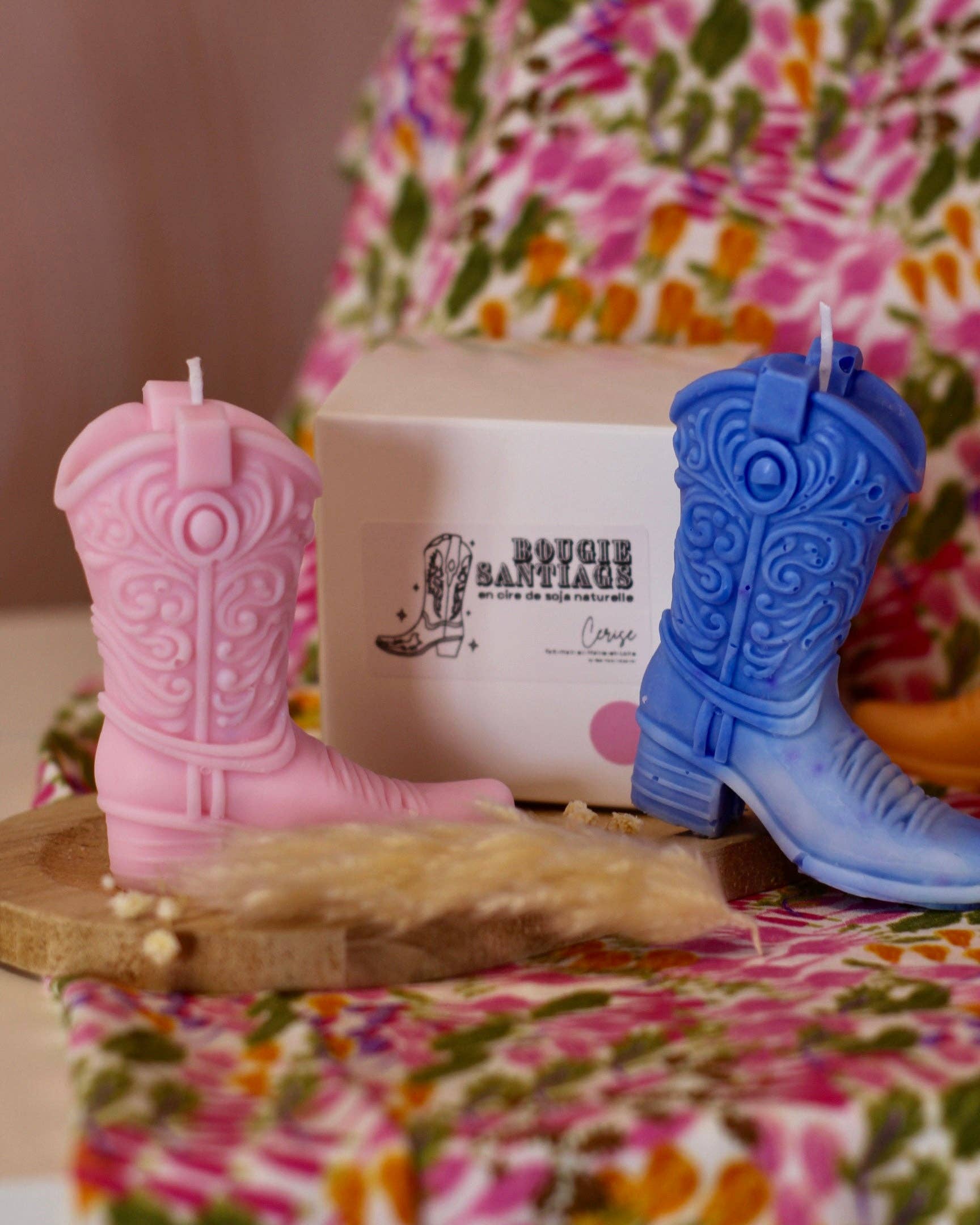 Meet me at the corner - Wholesale Novelty Candle - Santiags Candle12