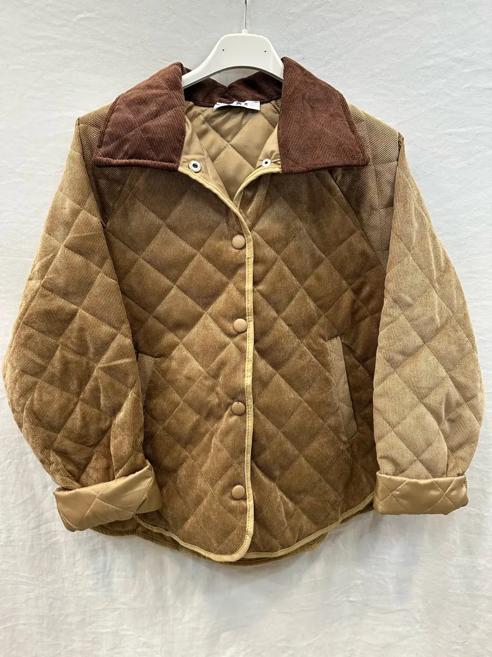 Mimi & Gogo - Vendita all'ingrosso Giacca - Donna - Giacca Barbour in velluto con tasche @6376_VeVBarbour6