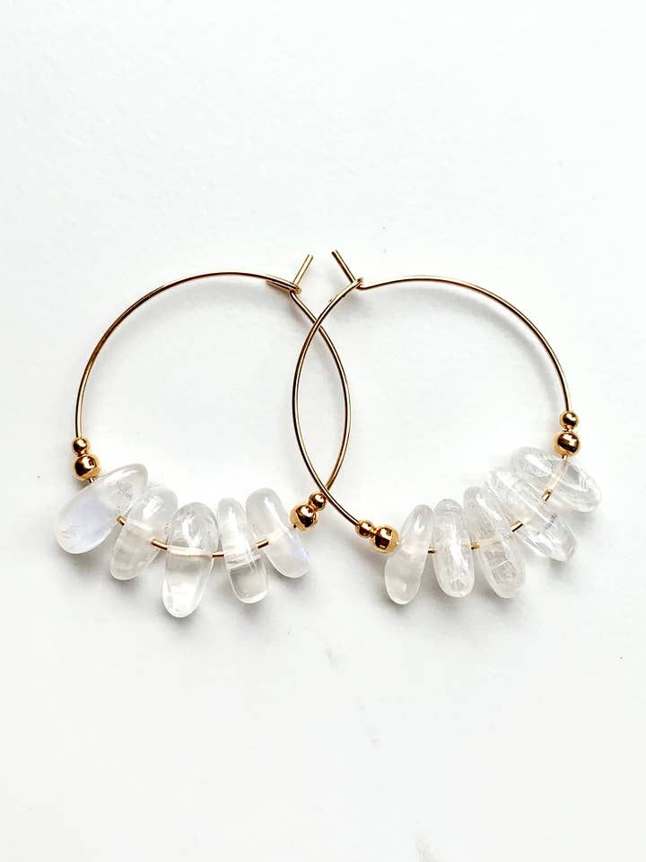 Moonstone Hoops für den Großhandel von Laura Stark Designs