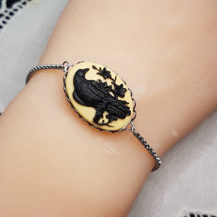 RAVEN CAMEO BRACELET for wholesale by The Black Wardrobe