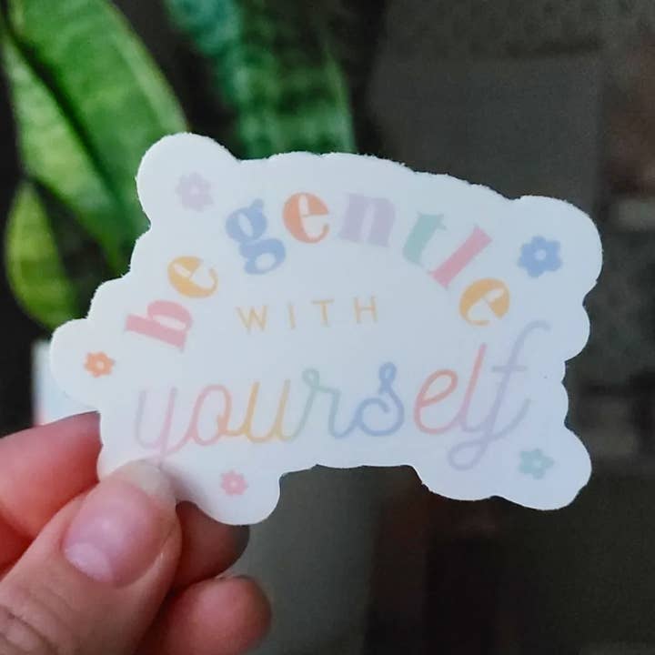 Sei sanft mit dir selbst Sticker für den Großhandel von Marigold & Aster Creative