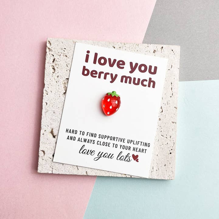 Magia Design - Wholesale Keepsake Coin/Token - Pocket Hug Sweet Strawberry1