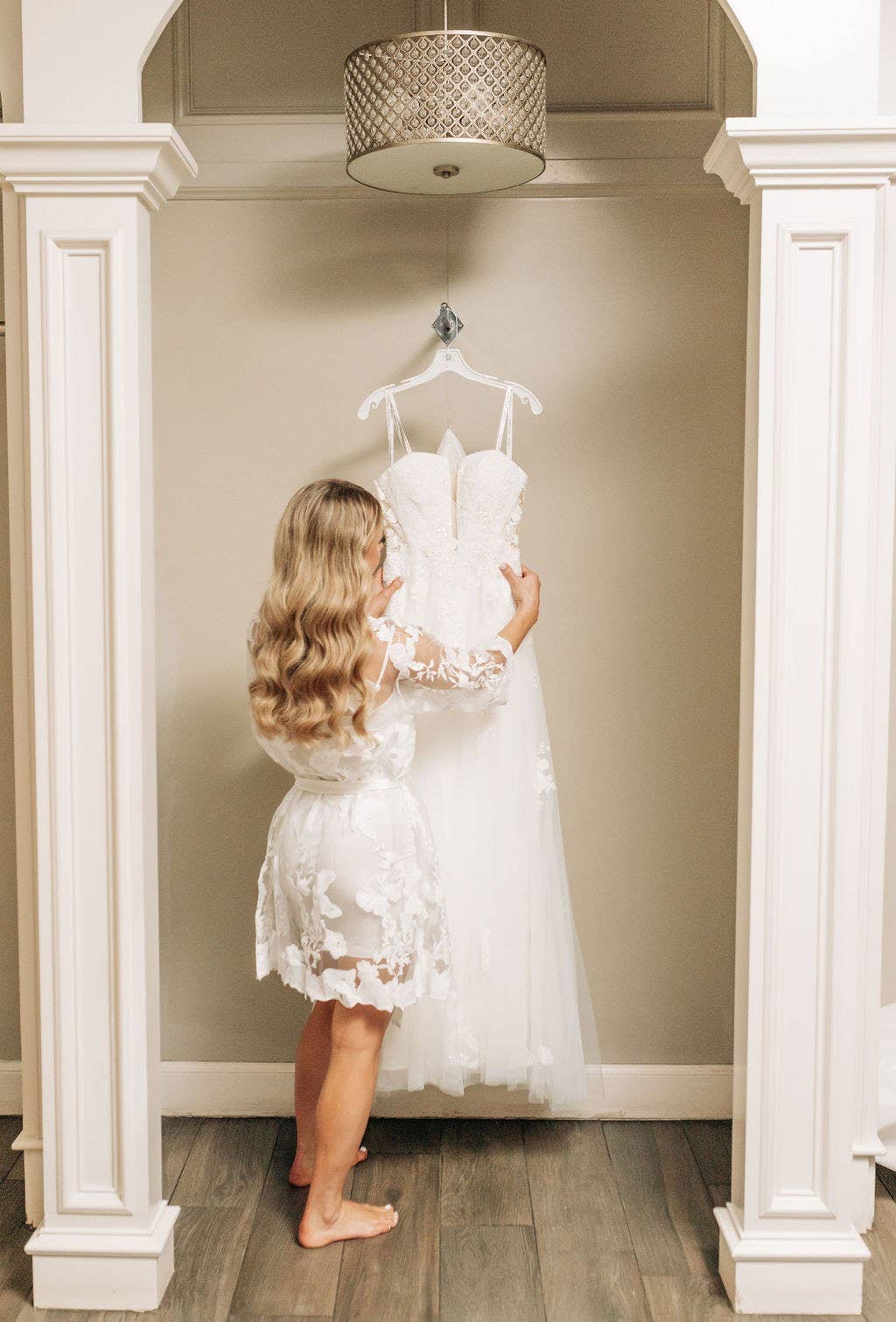 Mackleys - Wholesale Robe - Women's - PREORDER Embroidered Floral Bridal Robe & Slip5