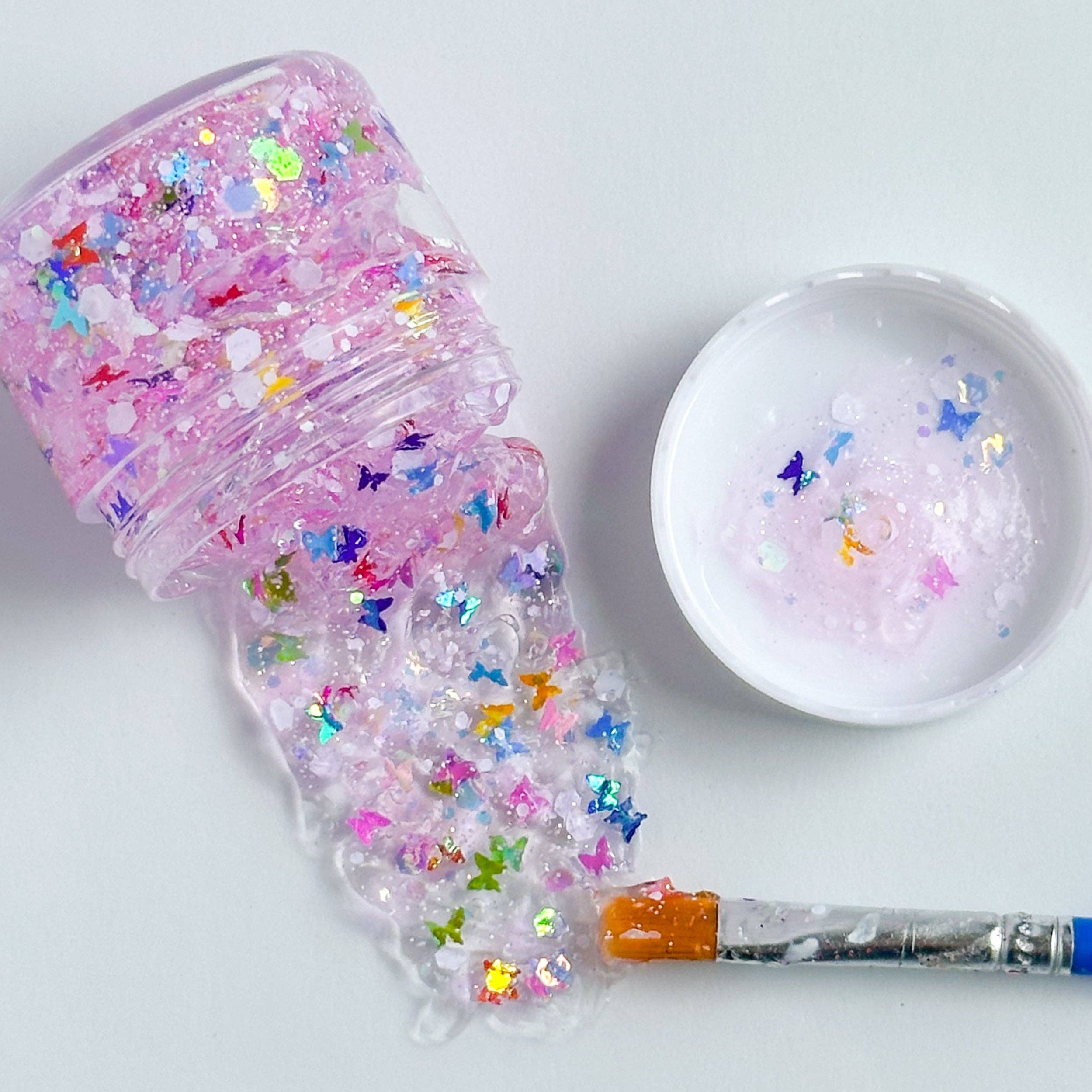 Gussy Up Bow Co – wholesale Hårglitter – Regnbågsfjäril Hårglitter0