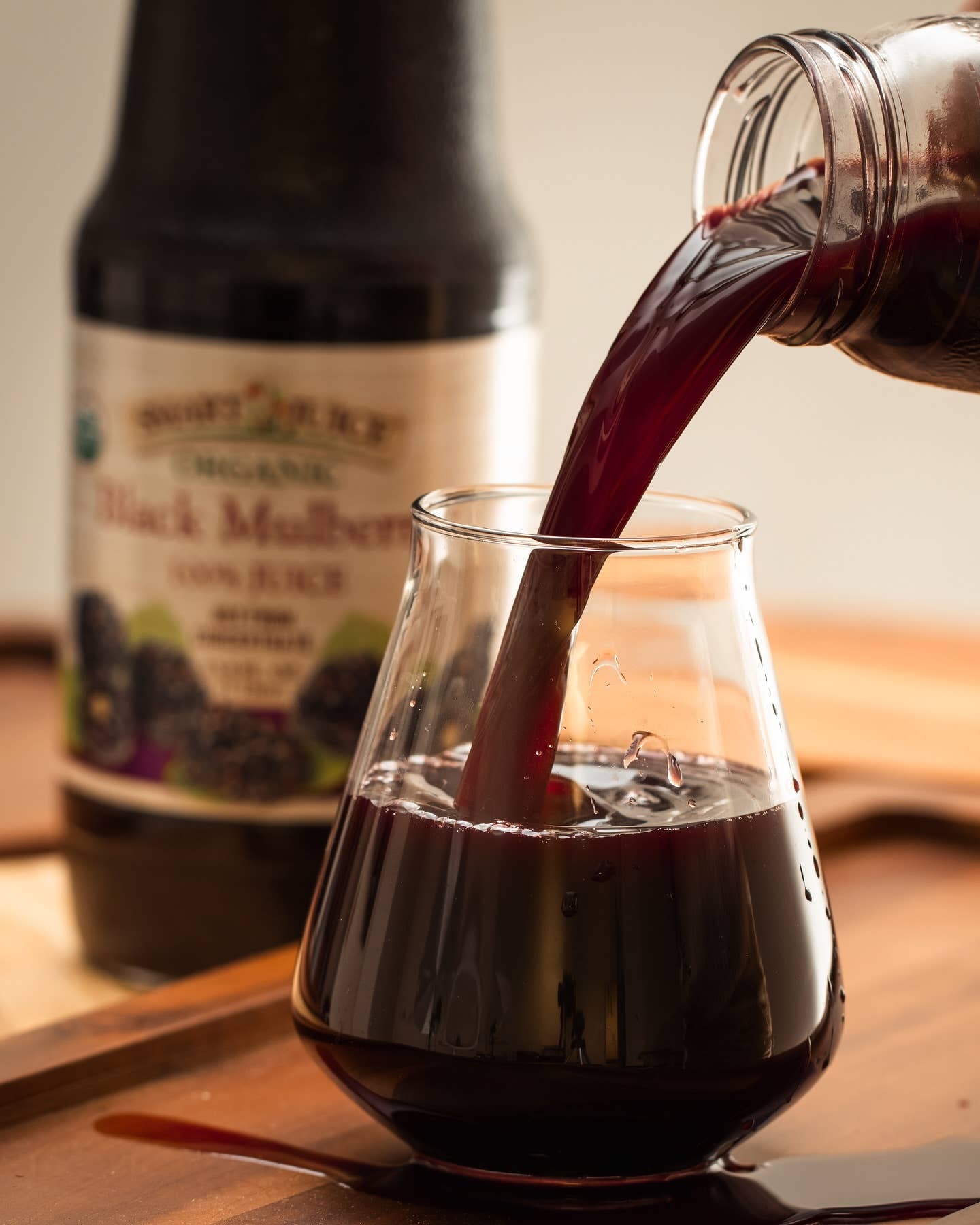 Smart Juice - Wholesale Fruit Juice - Organic Black Mulberry Juice3