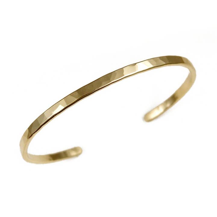 Polsino martellato per la vendita all'ingrosso da parte di Carolyn Keys