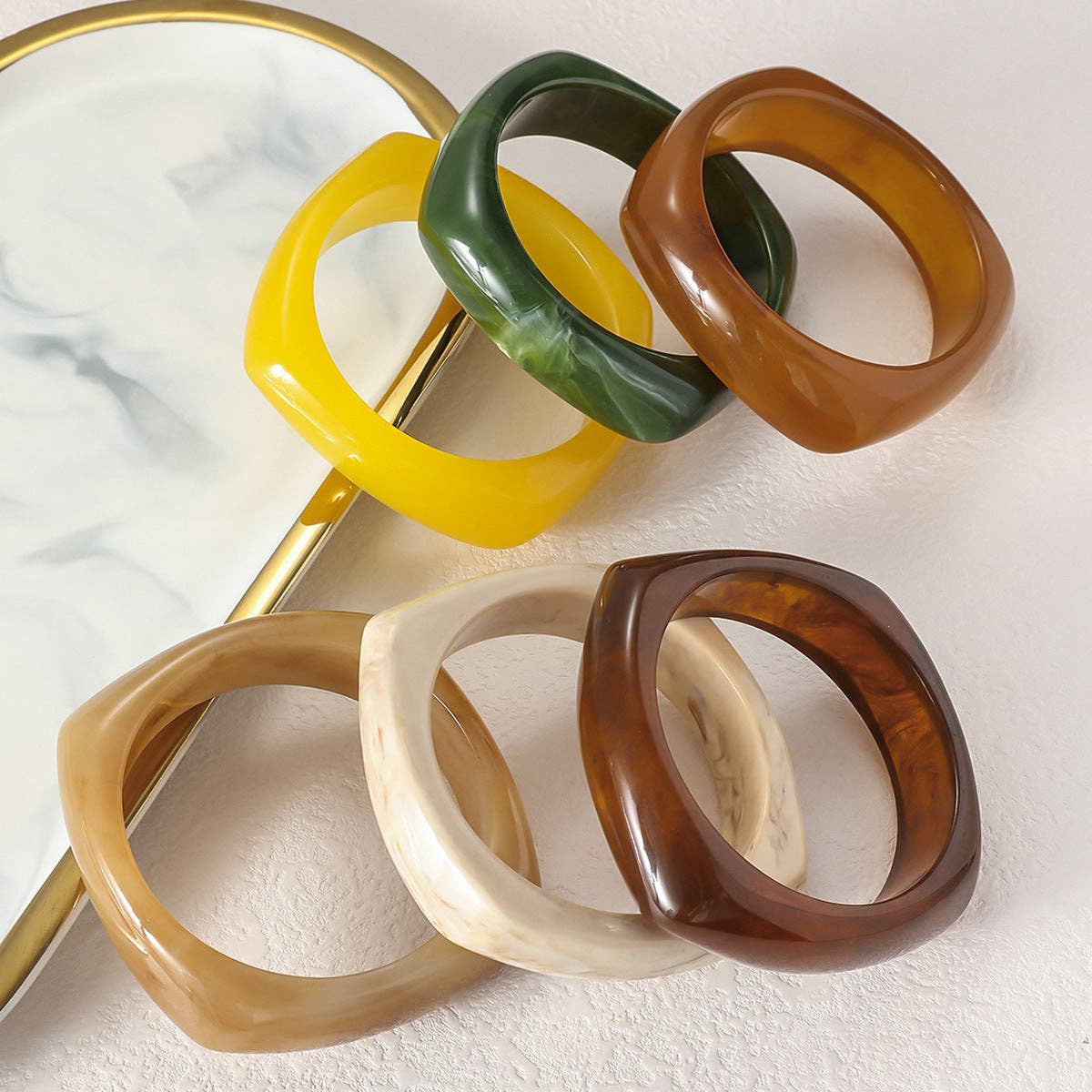 Dipped Shop - Venta al por mayor Brazalete - Pulsera Geométrica Translúcida Irregular Vintage DP25D72810