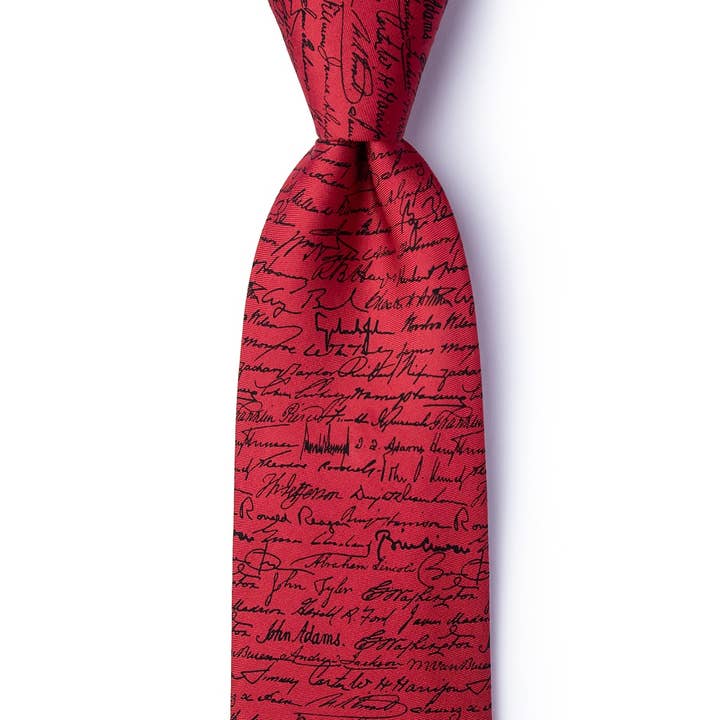 Alynn – Großhandel Krawatte – Herren – Krawatte mit den Unterschriften des US-Präsidenten — rote Seide — von Alynn