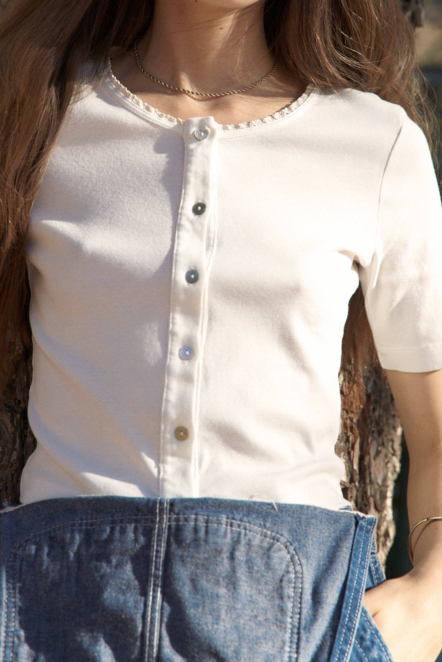 LA RELAXED - Wholesale Gebreide top - Dames - Korte mouwen organisch vest met knopen1