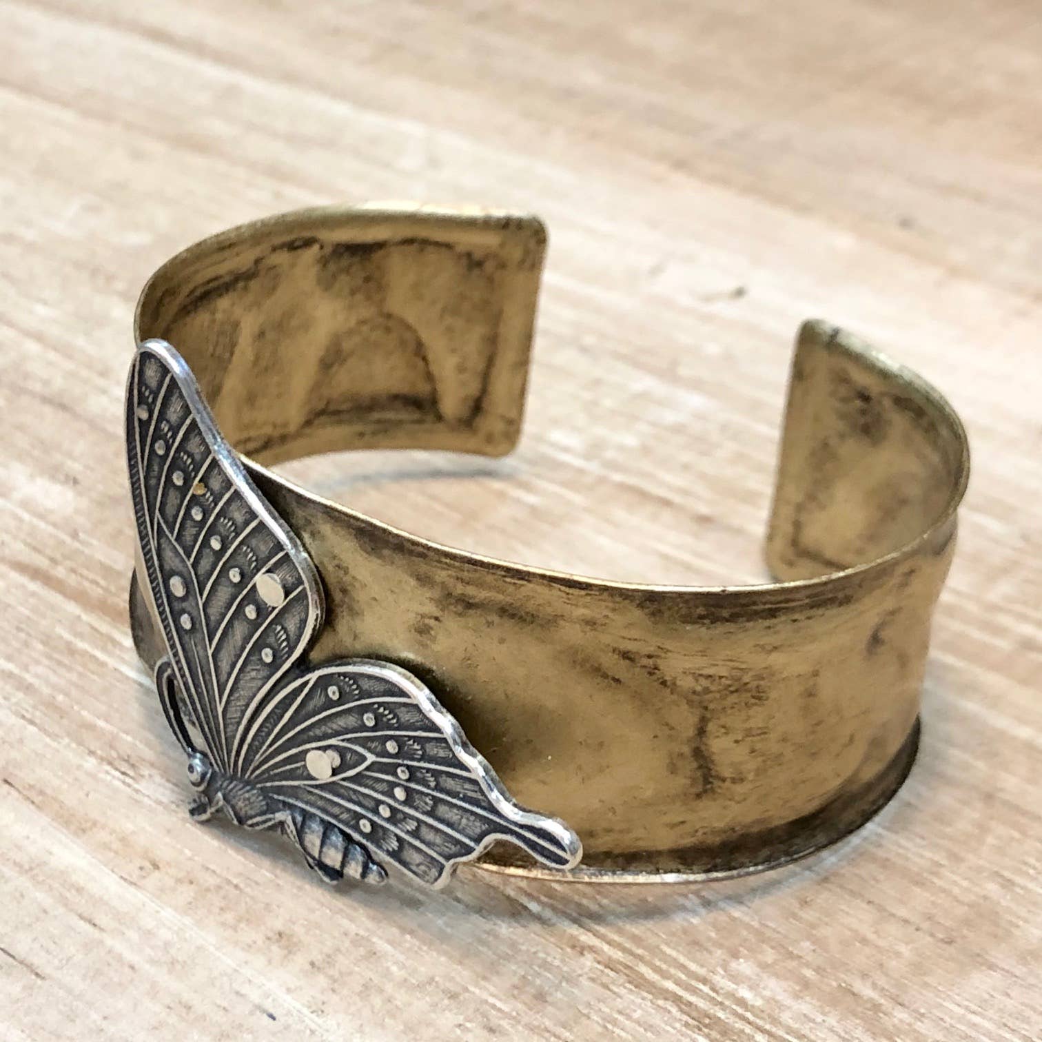 Lorraine Frances Jewelry - Wholesale Cuff Bracelet - Butterfly In Flight Cuff Bracelet1