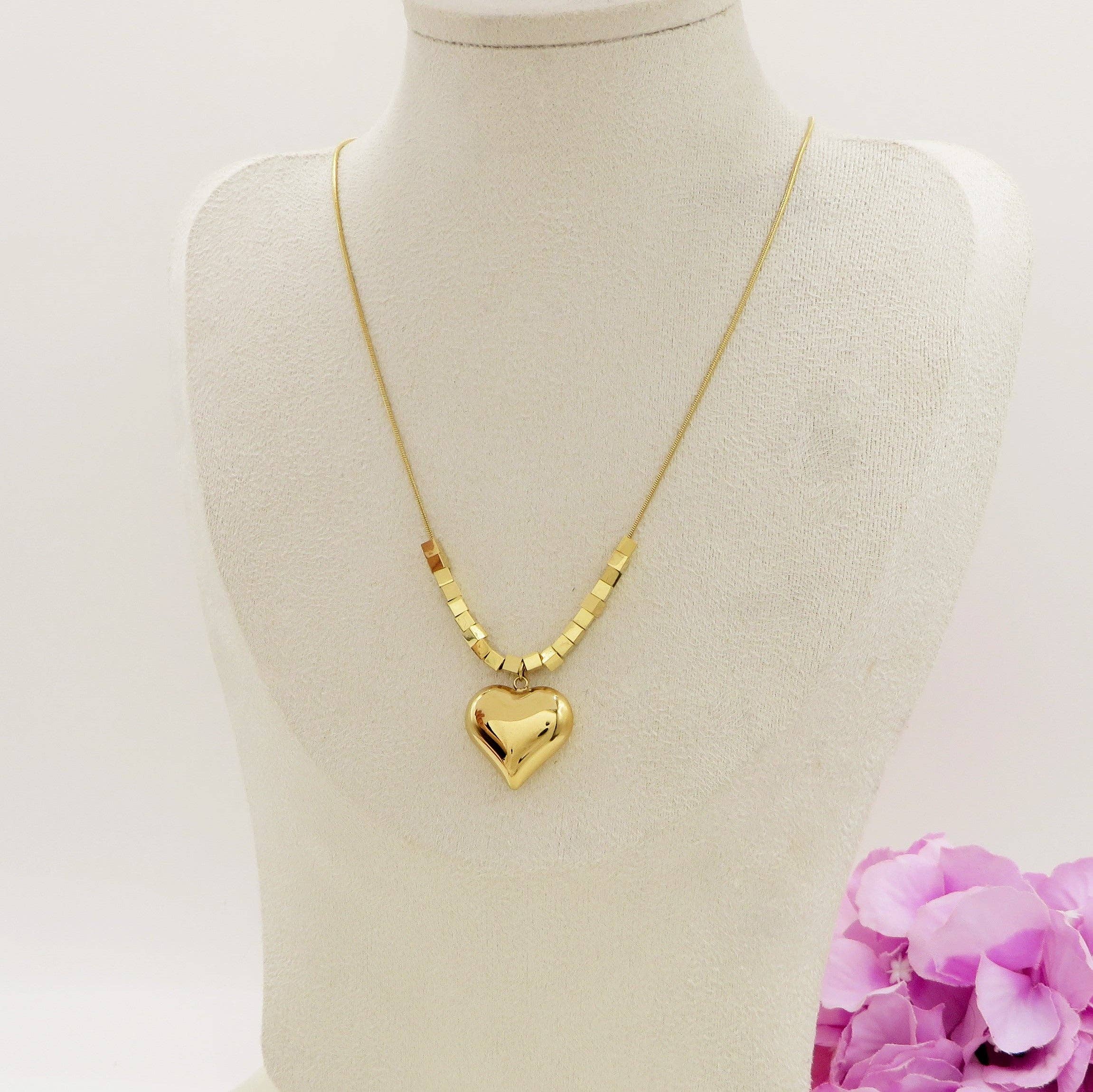 Daemon srls – Engroshandel Halskæde med vedhæng – JULIE CUORE BOMBE' ~ RUSTFRIT STÅL - Halskæde med hjertevedhæng0