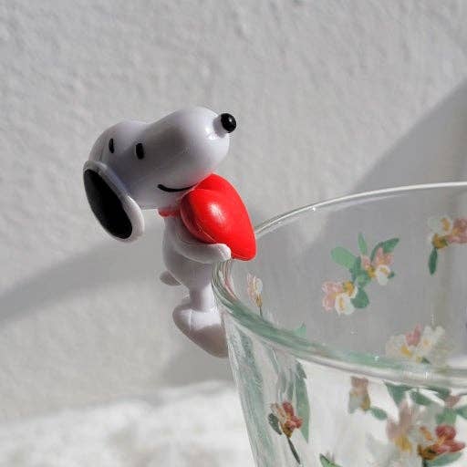 K-Wonderland - Wholesale Decorative Figurine - New! Peanuts Snoopy Cup Figure – Blind Box Series5
