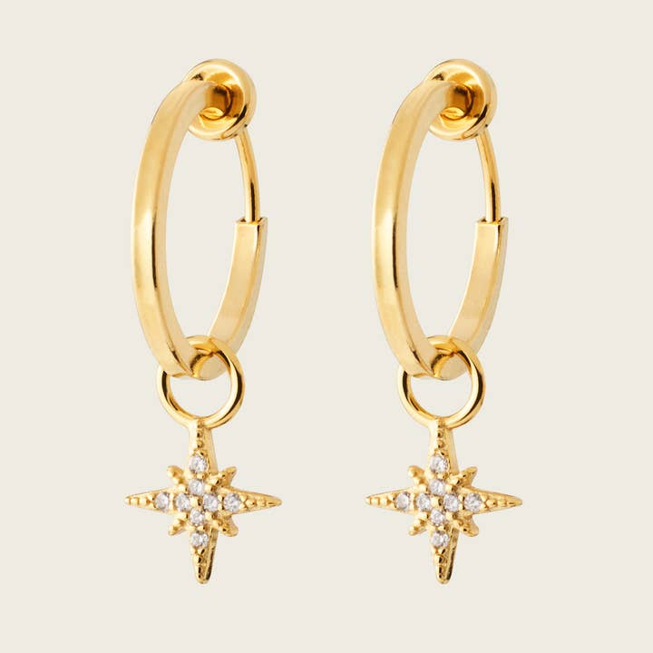 Stjärnformade hoop-örhängen med clips i guld för wholesale av Aiori