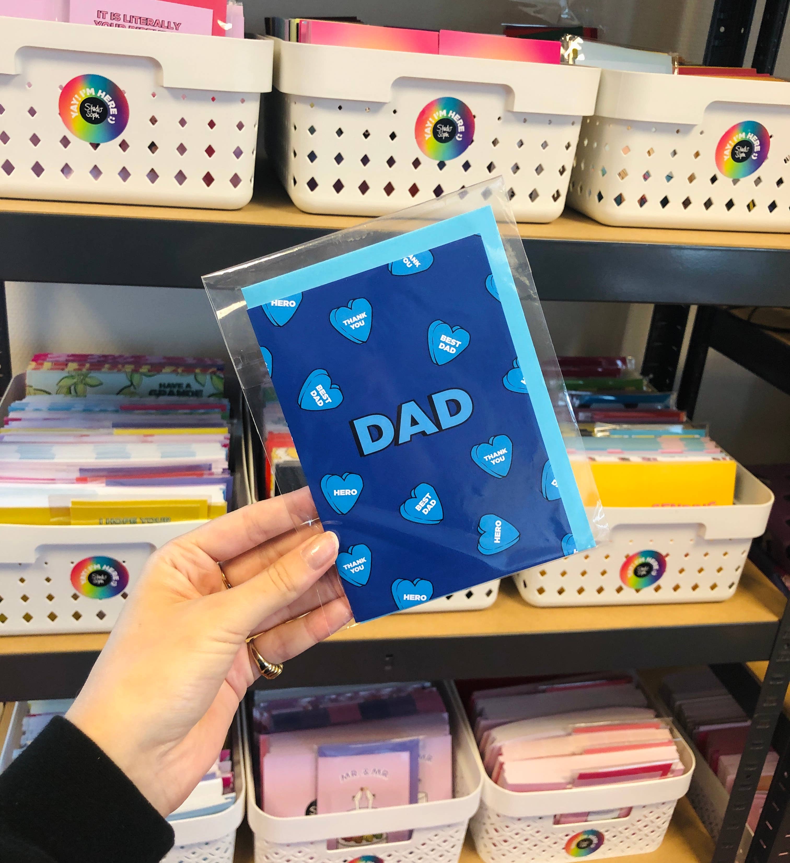 Studio Soph (We Pay Your Import Fees - We Ship DDP) - Venta al por mayor Tarjetas del Día del Padre - Tarjeta de felicitación para el Día del Padre con corazones2