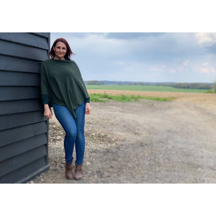 Creatico - Wholesale Poncho – Women's - House of Conti Firenze Cashmere Blend Italian Poncho Regular11