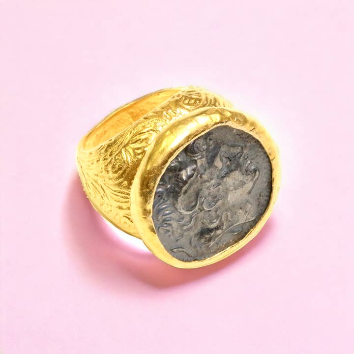 The Ancient Bazaar Jewelry & Accessories - Wholesale Cocktail/Statement Ring - Item # RS-2122A - Gold Plated Coin Ring