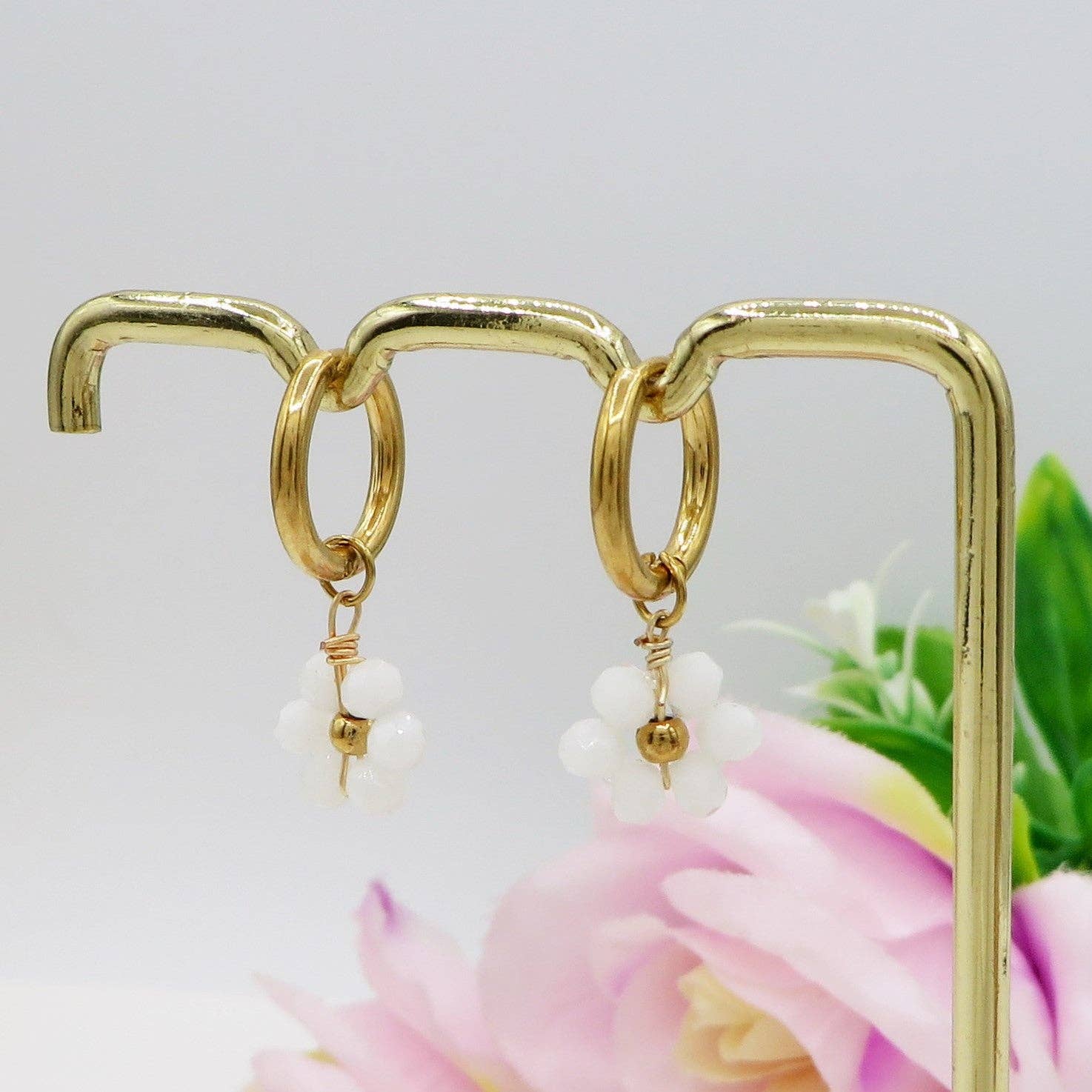 Daemon srls - Wholesale Dangle Earrings - DAISY ~ ACCIAIO INOSSIDABILE Orecchini mini hoops con fiori e cristalli9