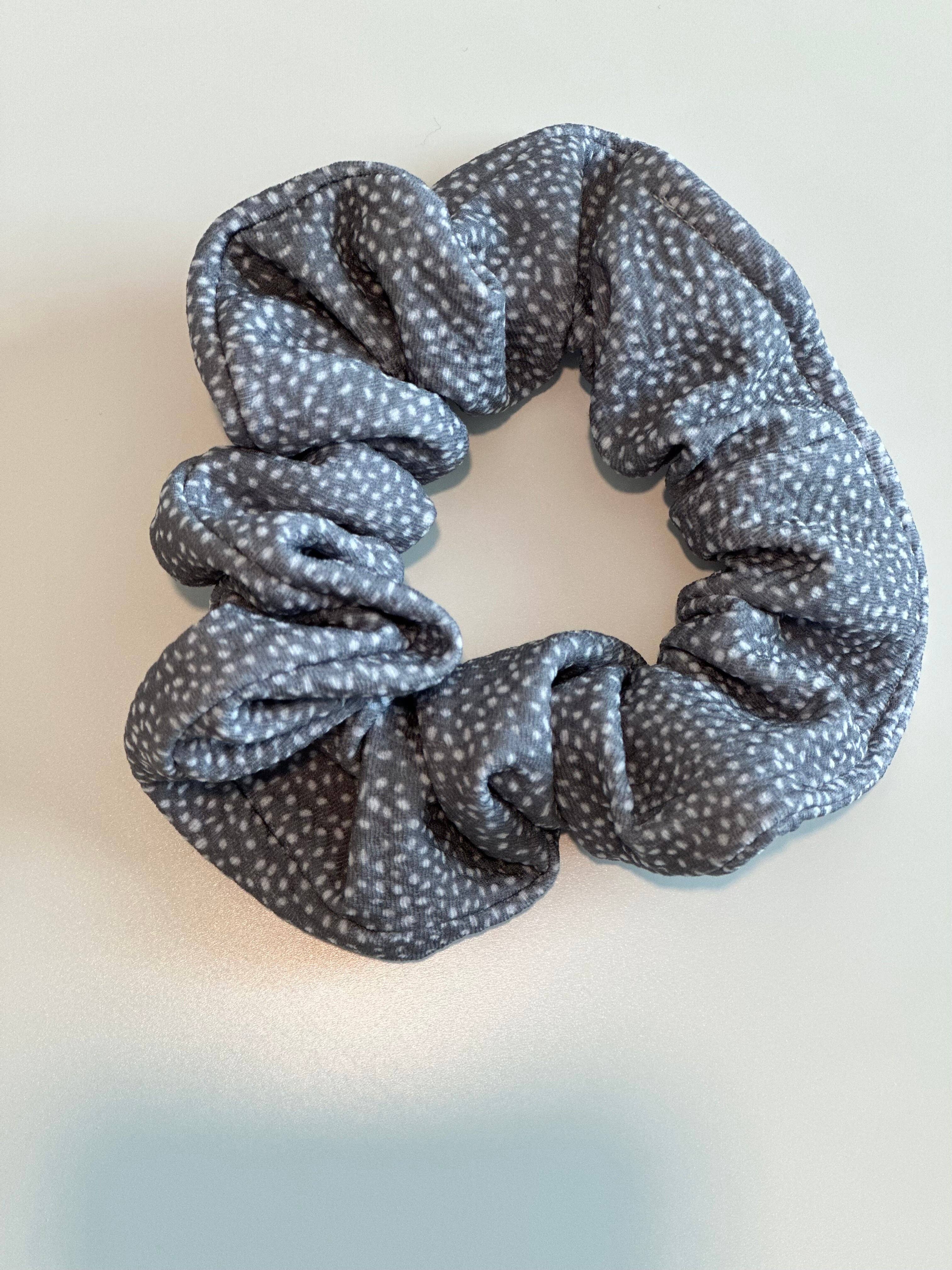 Clove Boutique - Wholesale Scrunchie - Women's - Blue Grey Spots0