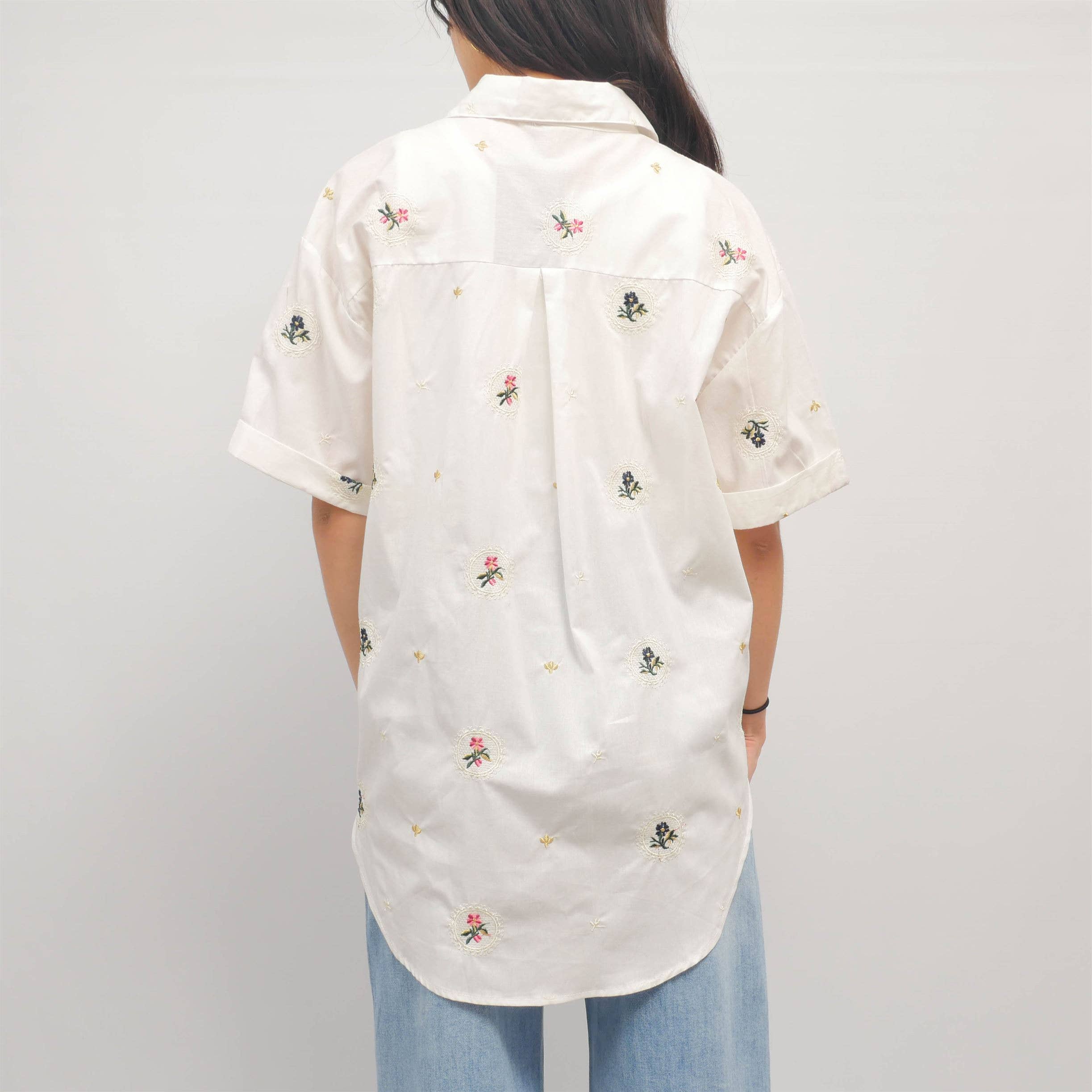 Hvid Bomuldsskjorte med blomsterbroderi FIT4762533 for engroshandel på Faire1