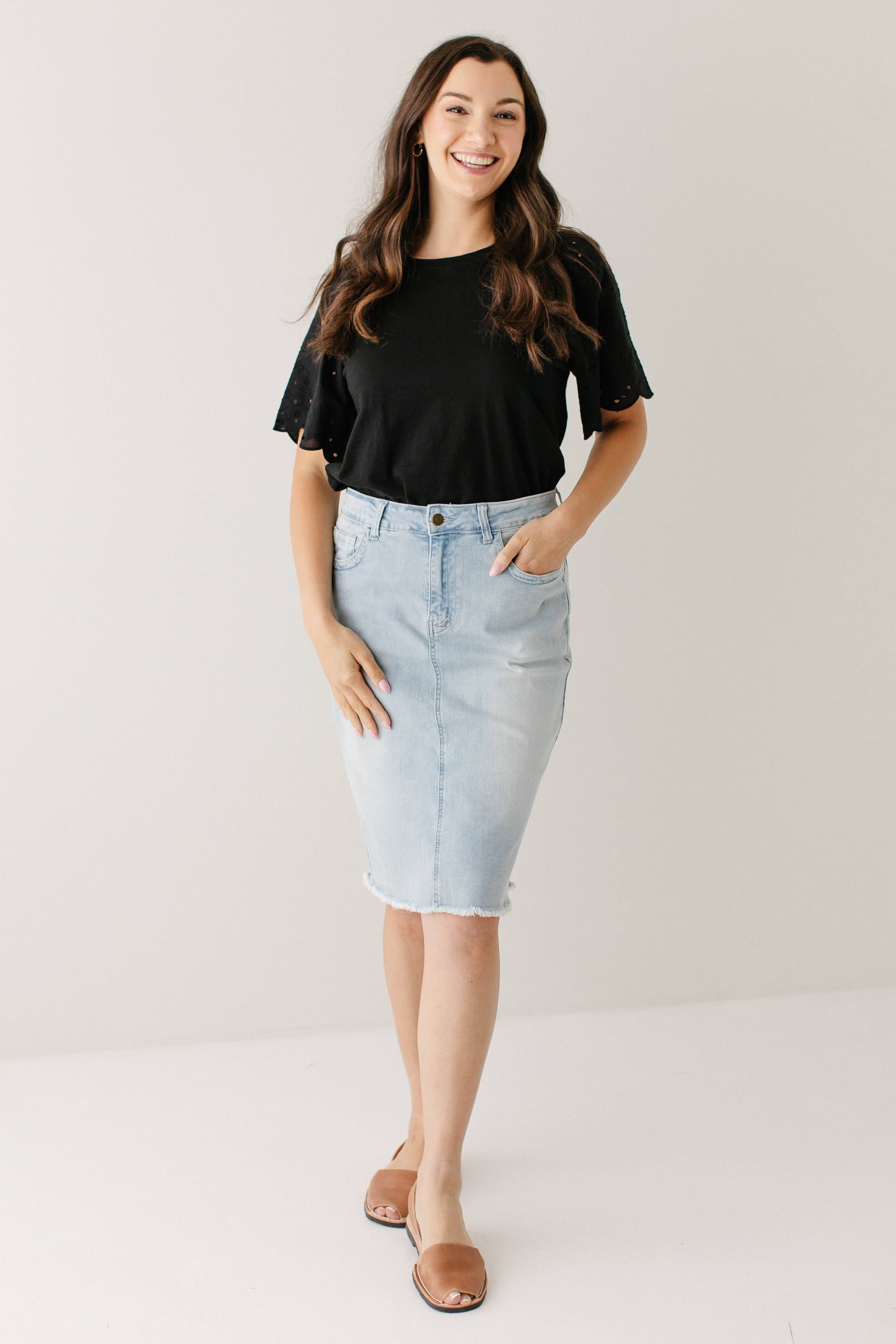 The Main Street Exchange - Wholesale Skirt - Women's - 'Lily' Stretch Denim Knee Length Skirt0