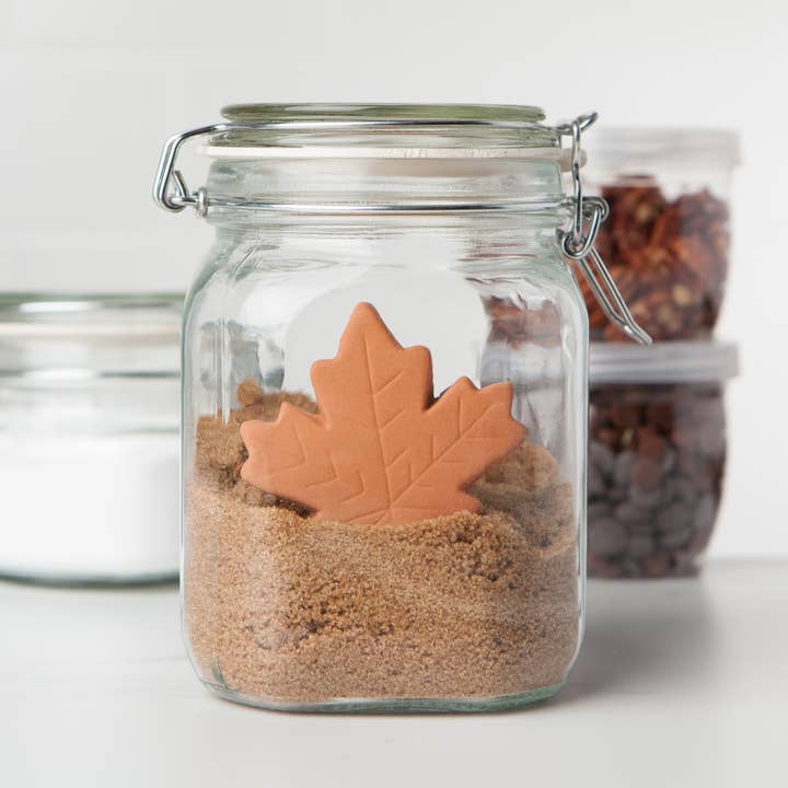 Danica Brands - Wholesale Kitchen Tool/Gadget - Maple Leaf Terracotta Sugar Saver1