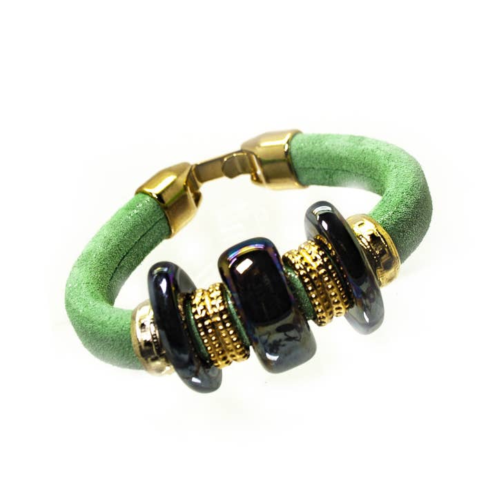 Las Joyas de Amanda - Wholesale Beaded Bracelet - Gold & Ceramics Glitter Licorice Bracelet6