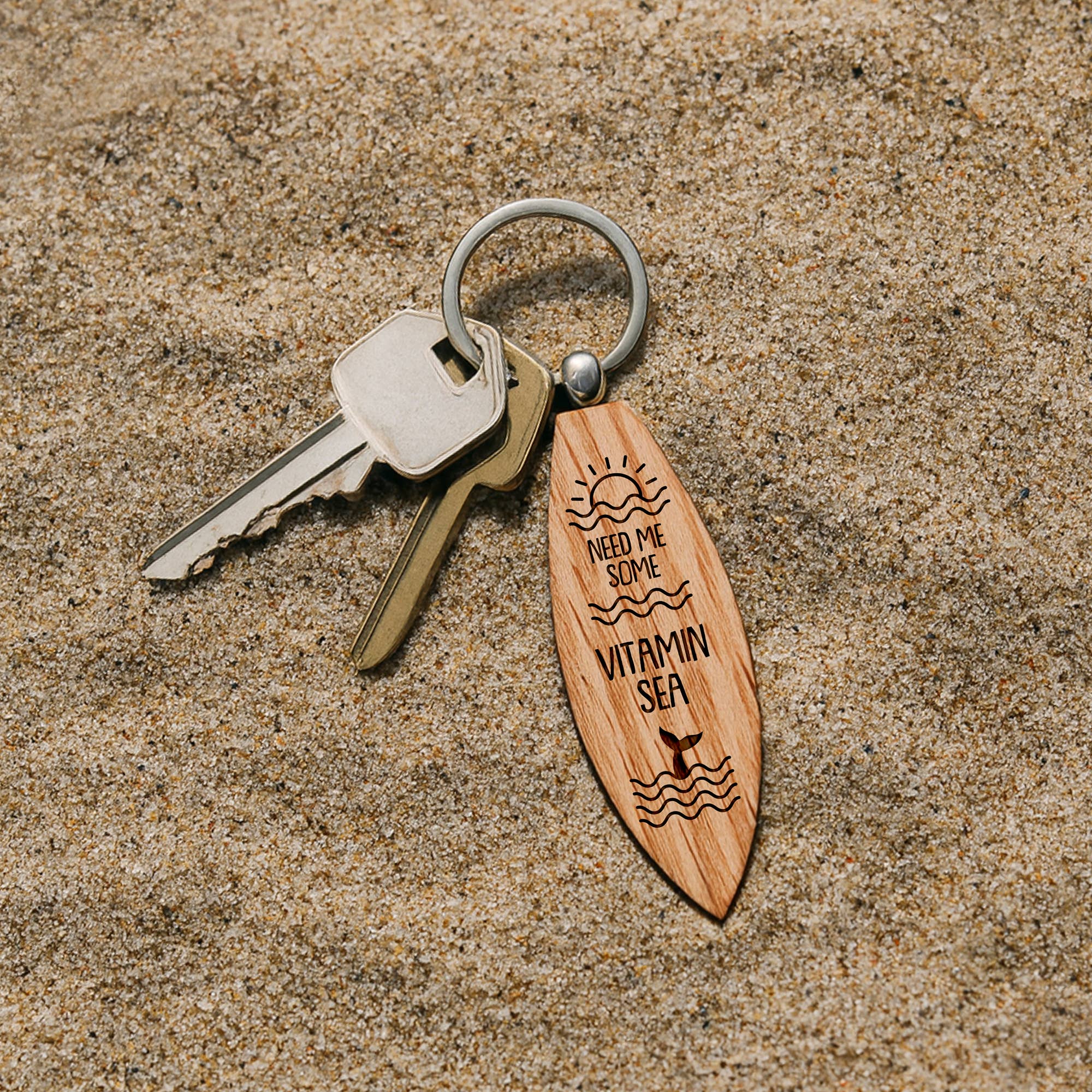 CGB Giftware - Wholesale Keychain - Unisex - Loft 'Need Me Some Vitamin Sea' Oak Surfboard Keyring0