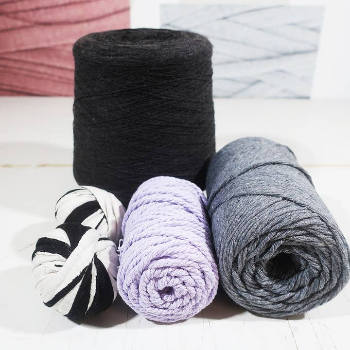 Ritagli di filato 1Kg #09 per la vendita all'ingrosso da parte di WelcomeYarn