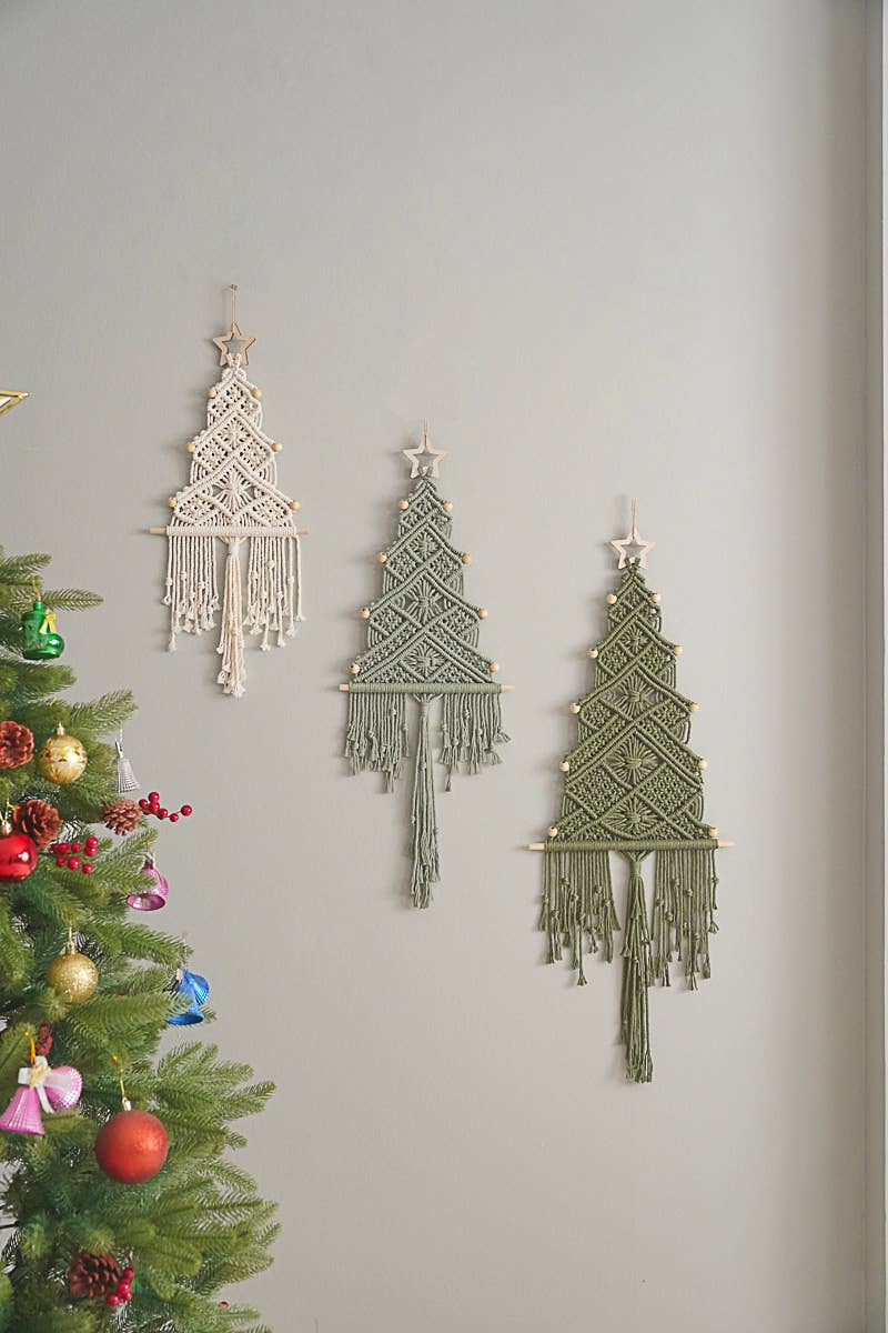 BeanDaikon - Wholesale Christmas Decoration - Boho Christmas Tree Wall Hanging - X3210